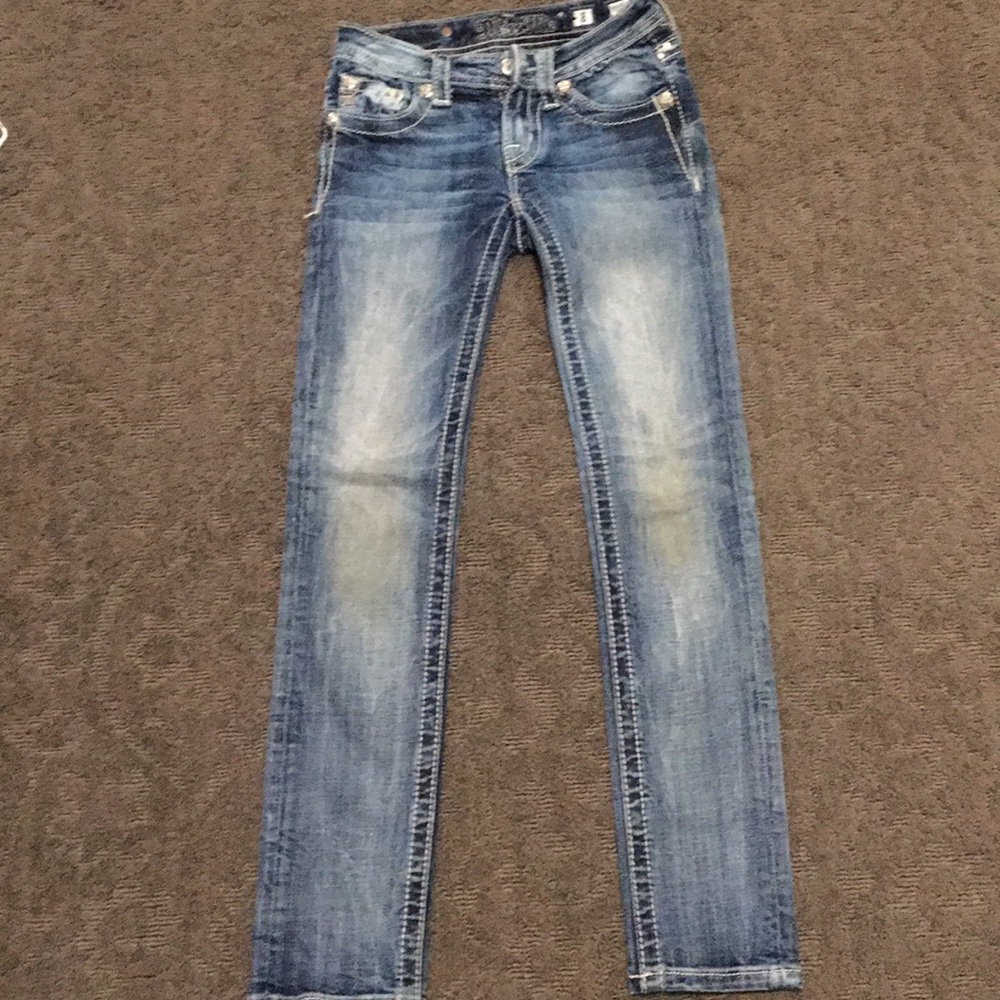 They have some where them and there size 8!